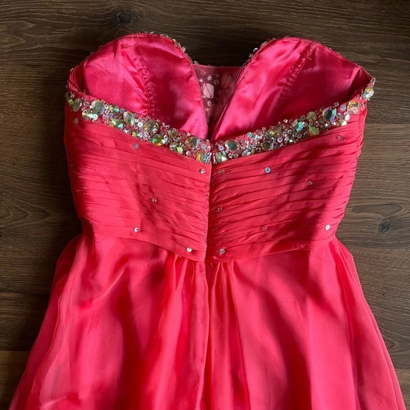 Mori Lee by Madeline Gardner Princess Prom/Graduation Strapless/Sweetheart Dress - Picture 12 of 17